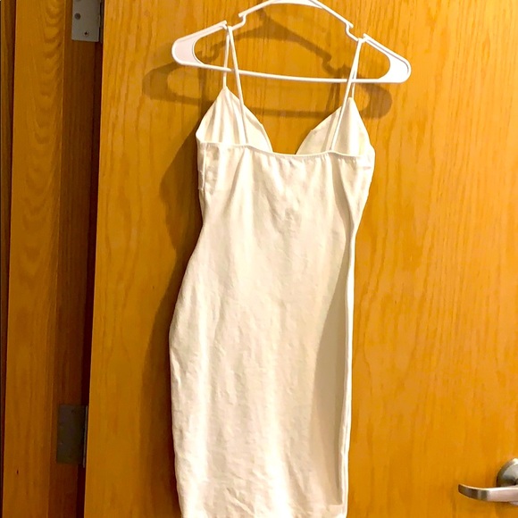 Dress - Picture 2 of 7